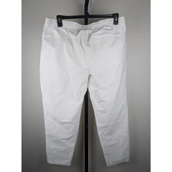 Men’s Lululemon white Utilitech Elastic Waist Pull On Pant style LM5AJGS - Picture 5 of 13